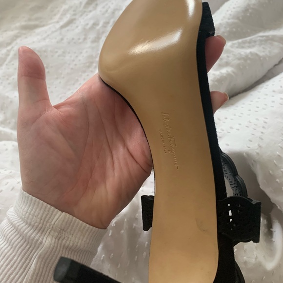 NEVER WORN - Salvatore Ferragamo suede Garcia - Picture 4 of 11